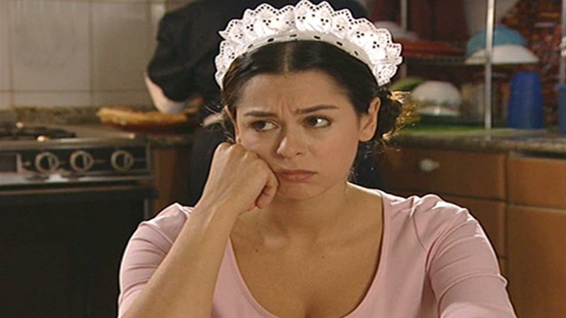 بالصور 8 مواقف مضحكة (غبية) تنفرد بها الدراما اللبنانية بالذات!